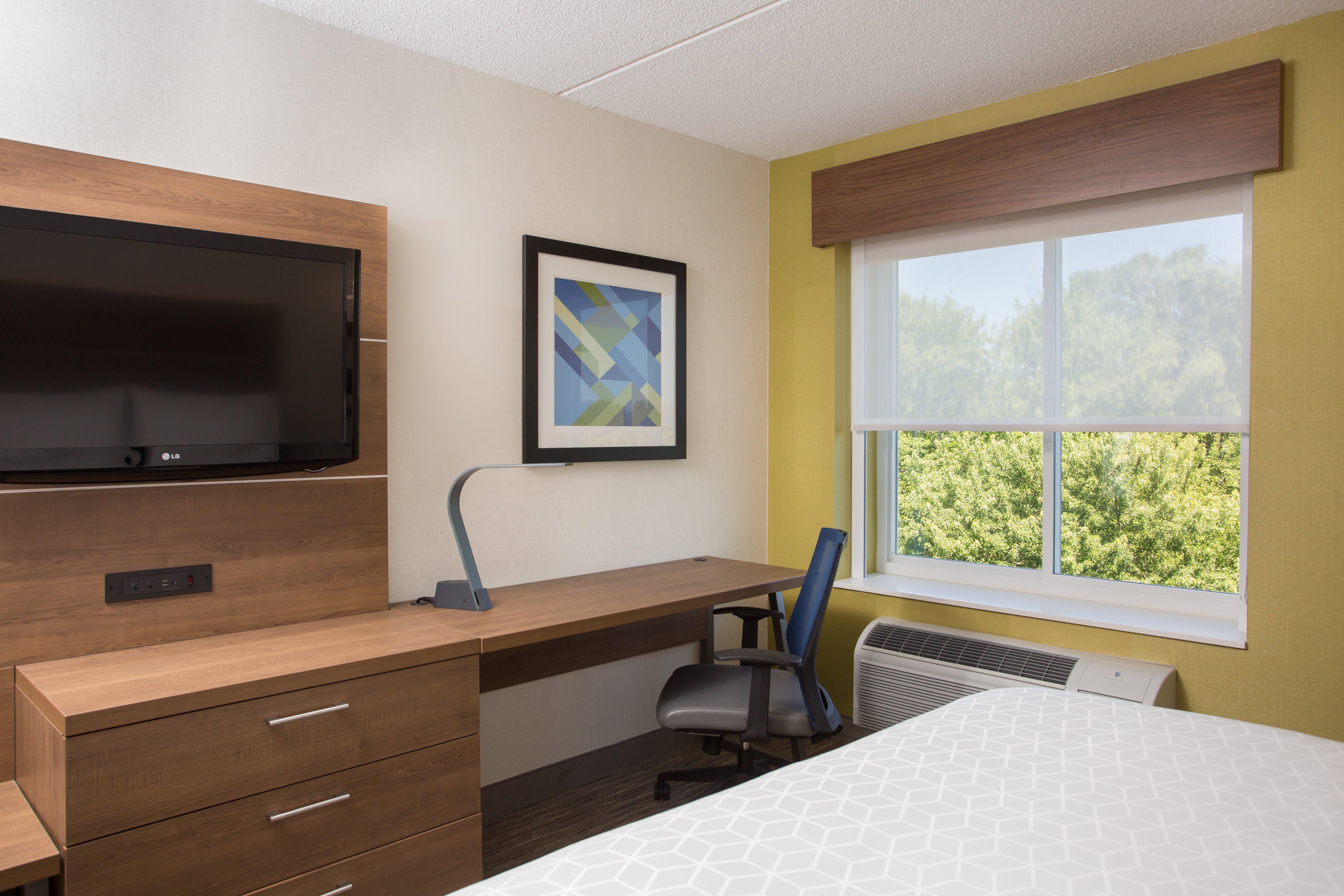 Holiday Inn Express Chelmsford By Ihg Екстериор снимка