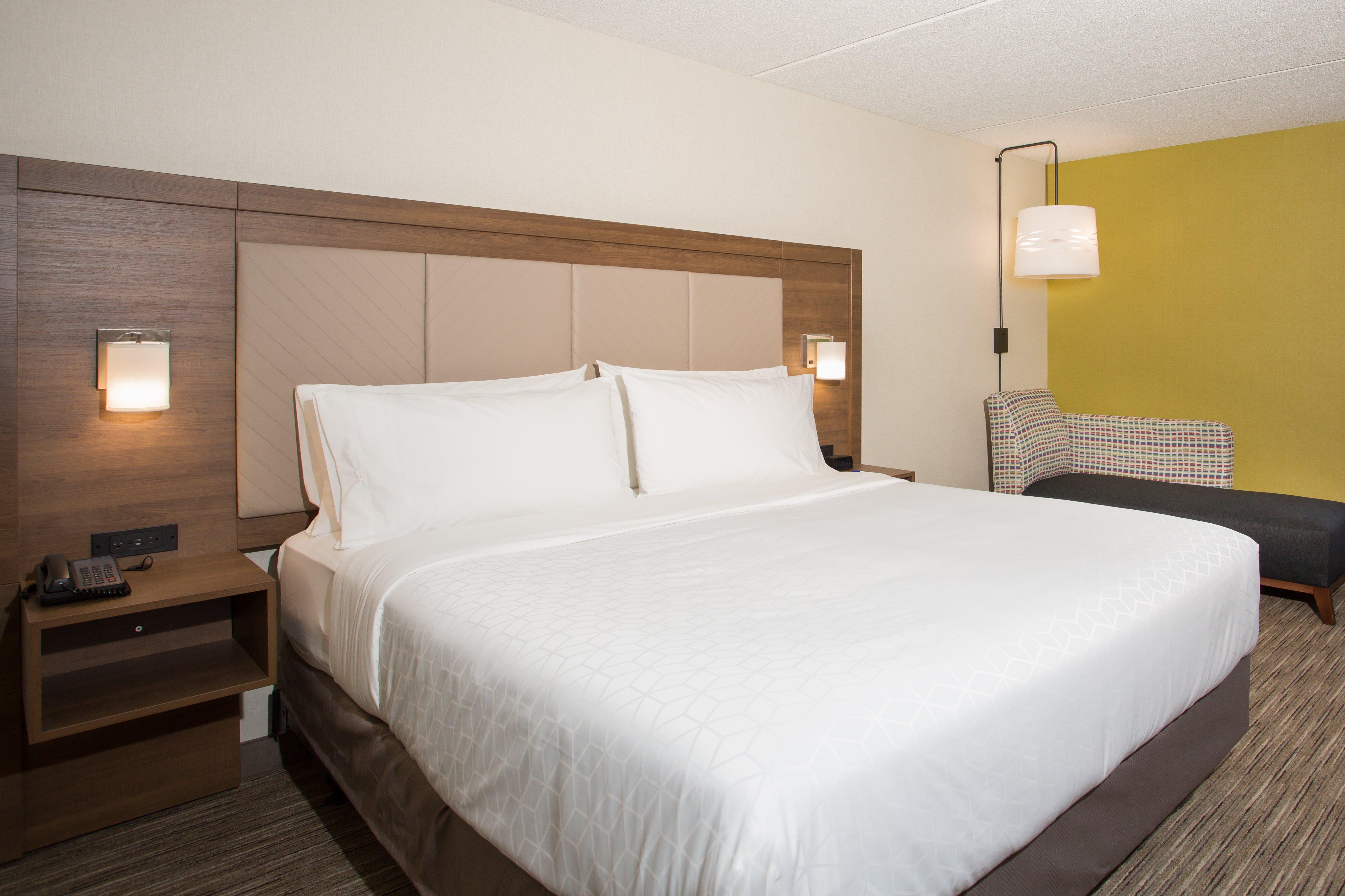 Holiday Inn Express Chelmsford By Ihg Екстериор снимка