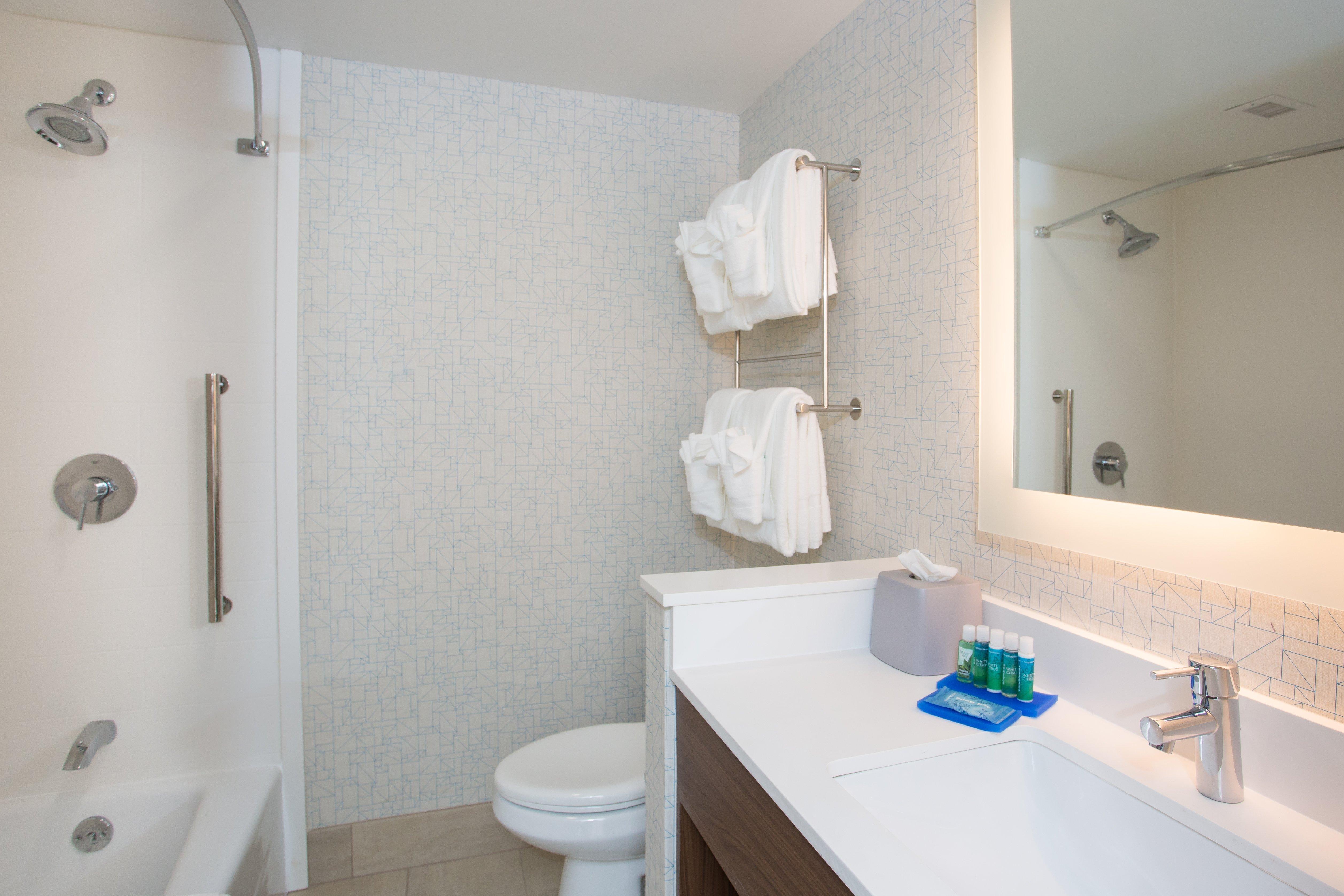 Holiday Inn Express Chelmsford By Ihg Екстериор снимка